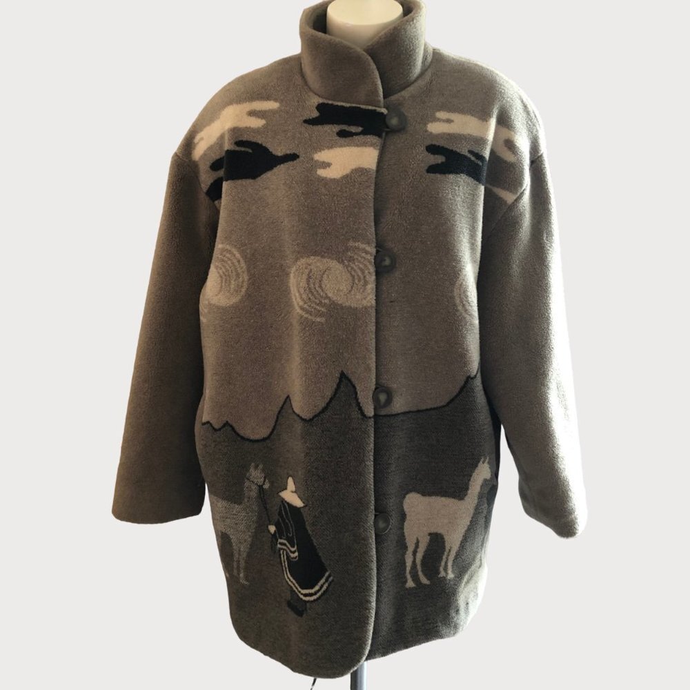 𝅺Novelti Teddy Bear Coat With South American Design